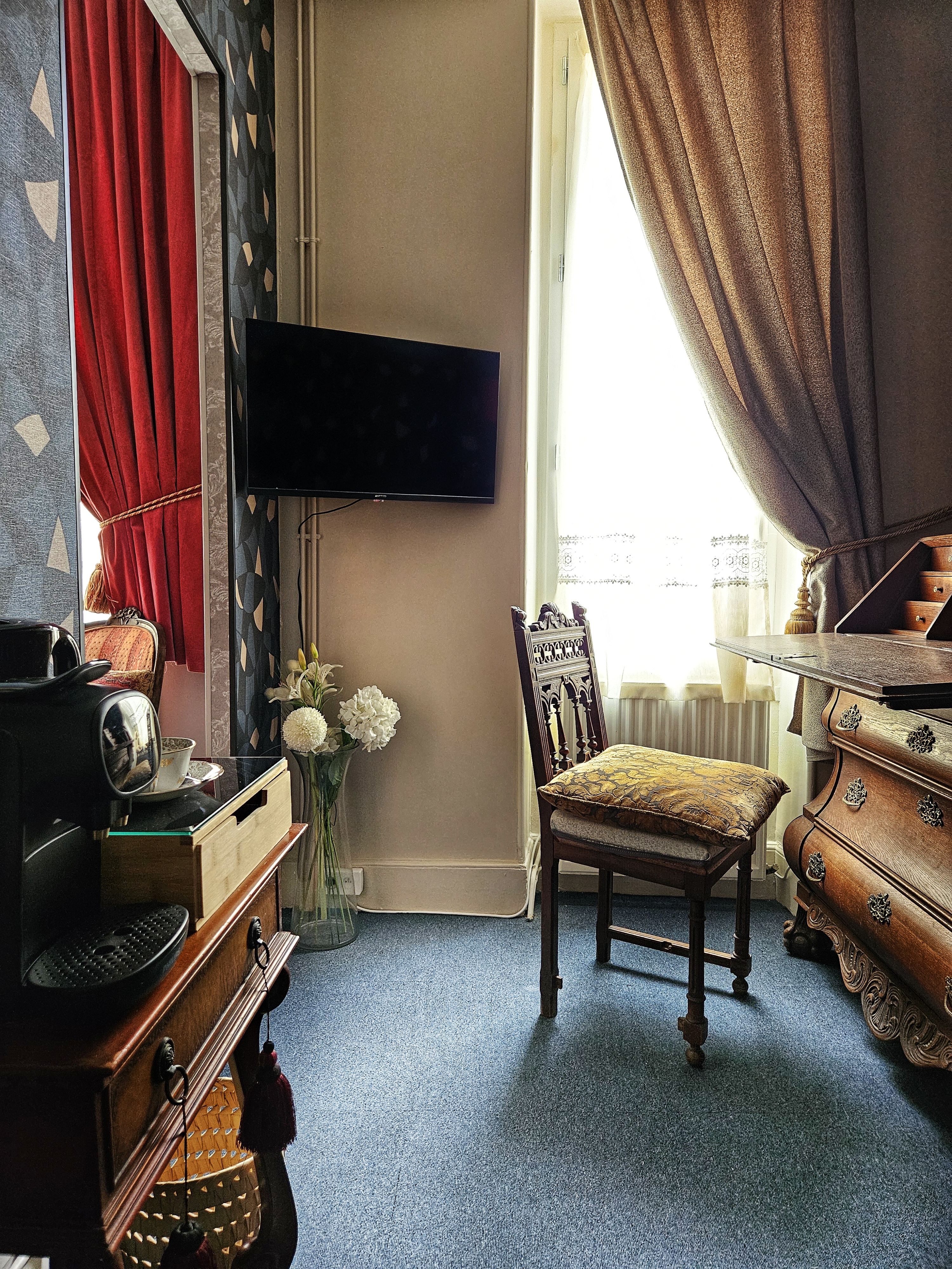 Chambre Espelette. L'Entréee Chambres d'Hotes Bar et Restaurant, Castillonnes